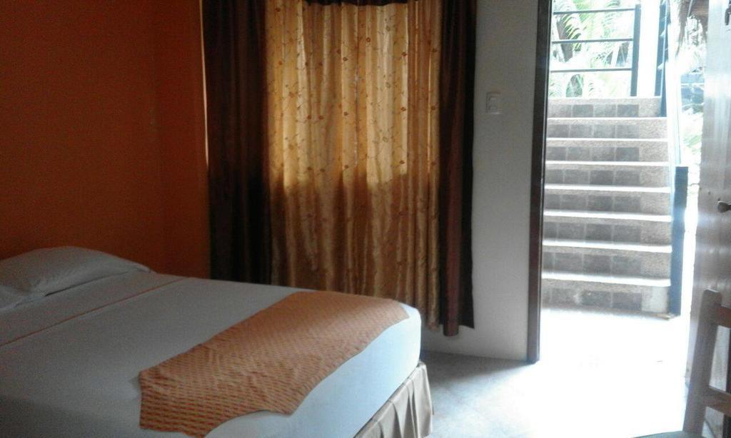 Hotel Casa De Huespedes Casita Belga Guayaquil Exterior foto